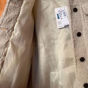 Womens Small University of Georgia
Jacket. New with tags. $60 plus shipping.